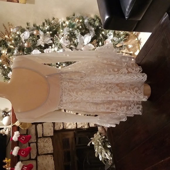 NWOT Beautiful Leotart - Picture 5 of 16